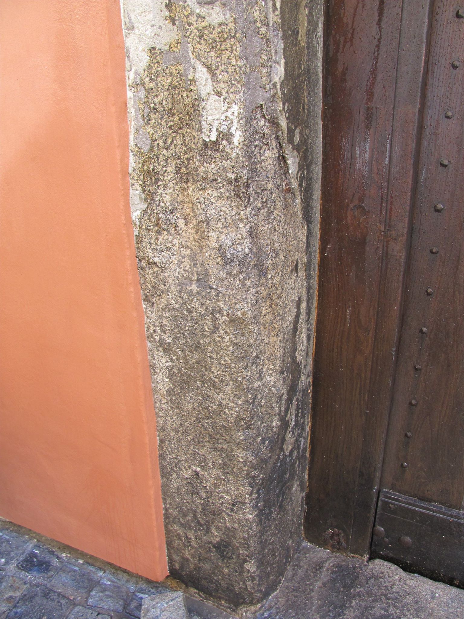 Český Krumlov gotický portál