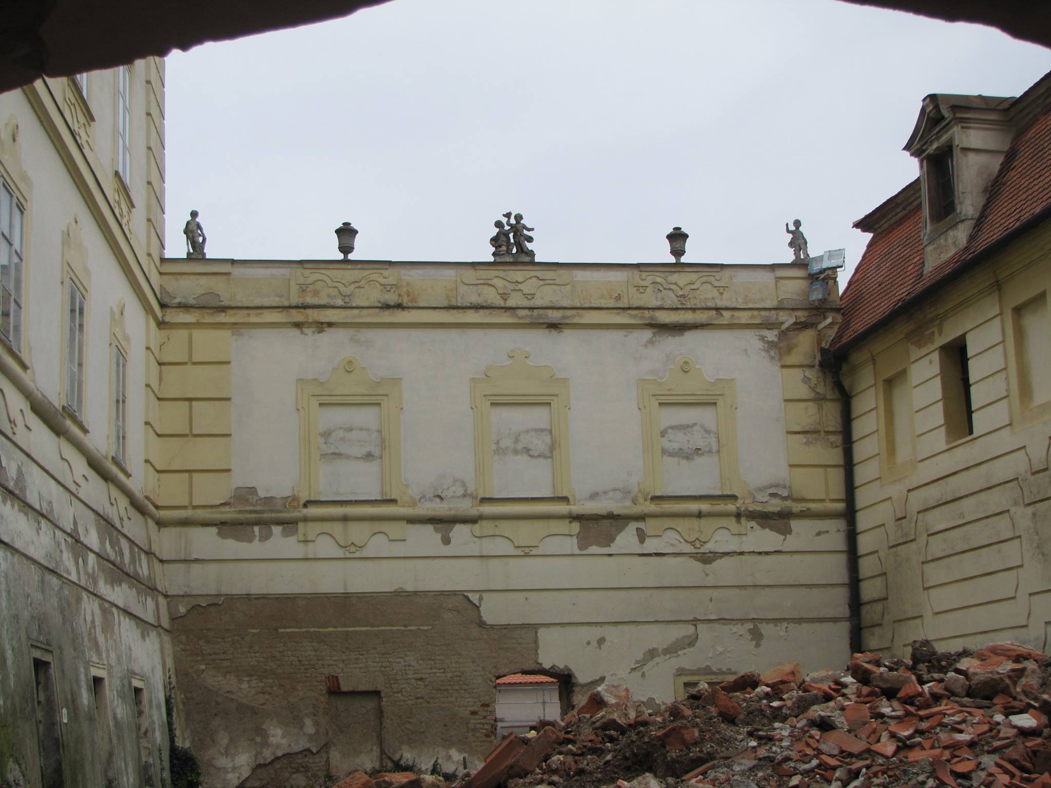 Valtice sousoší Puttů — před