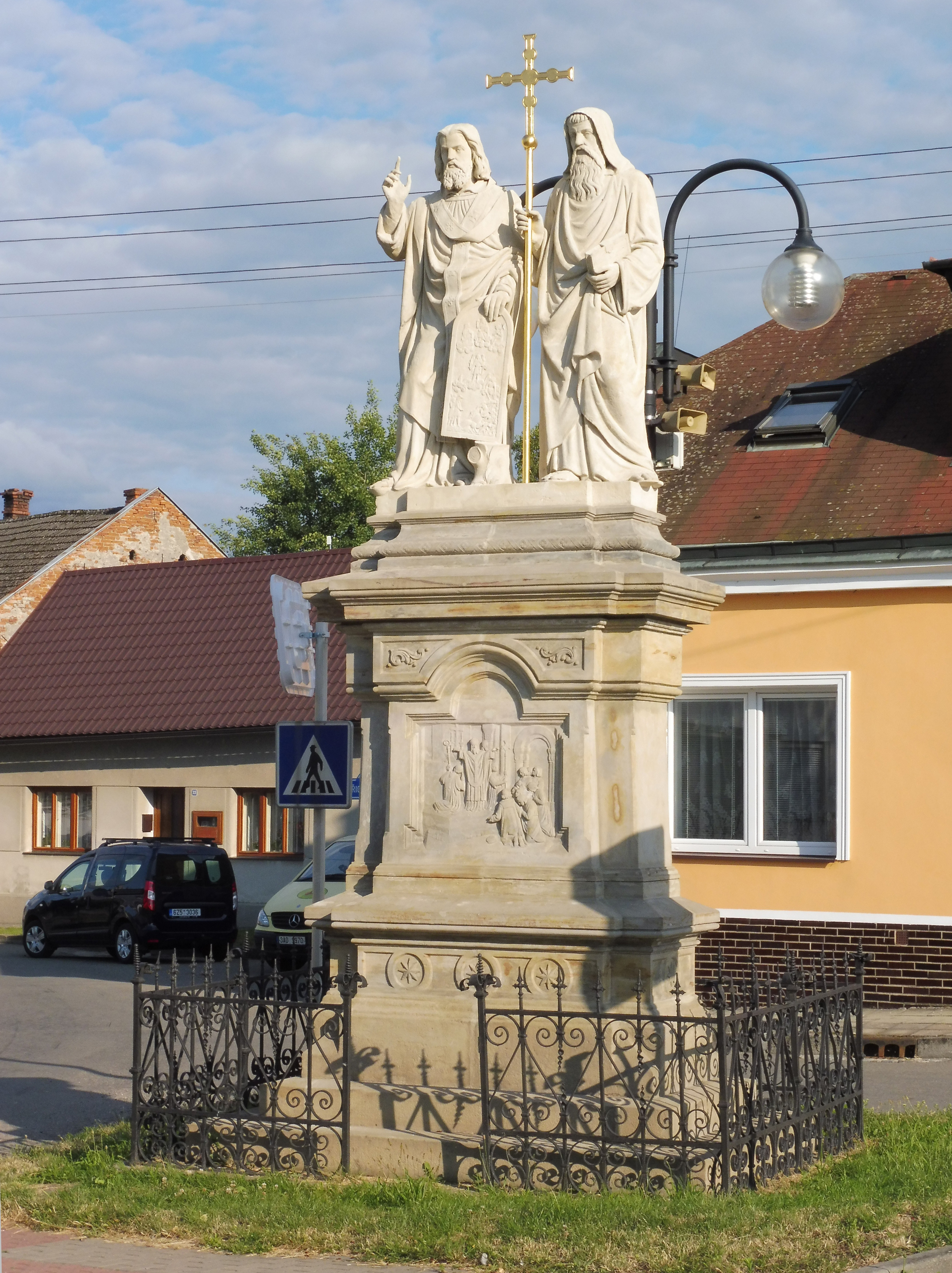 Dřevohostice sousoší Cyrila a Metoděje
