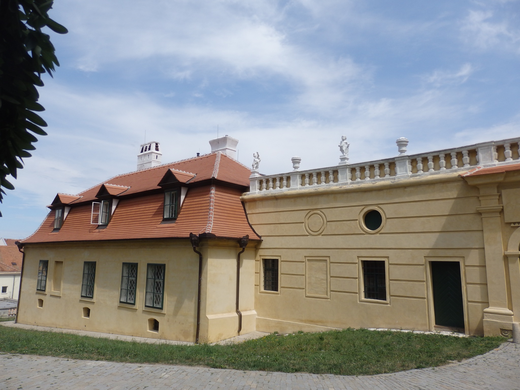 Alegorie 4 ročních období a vázy