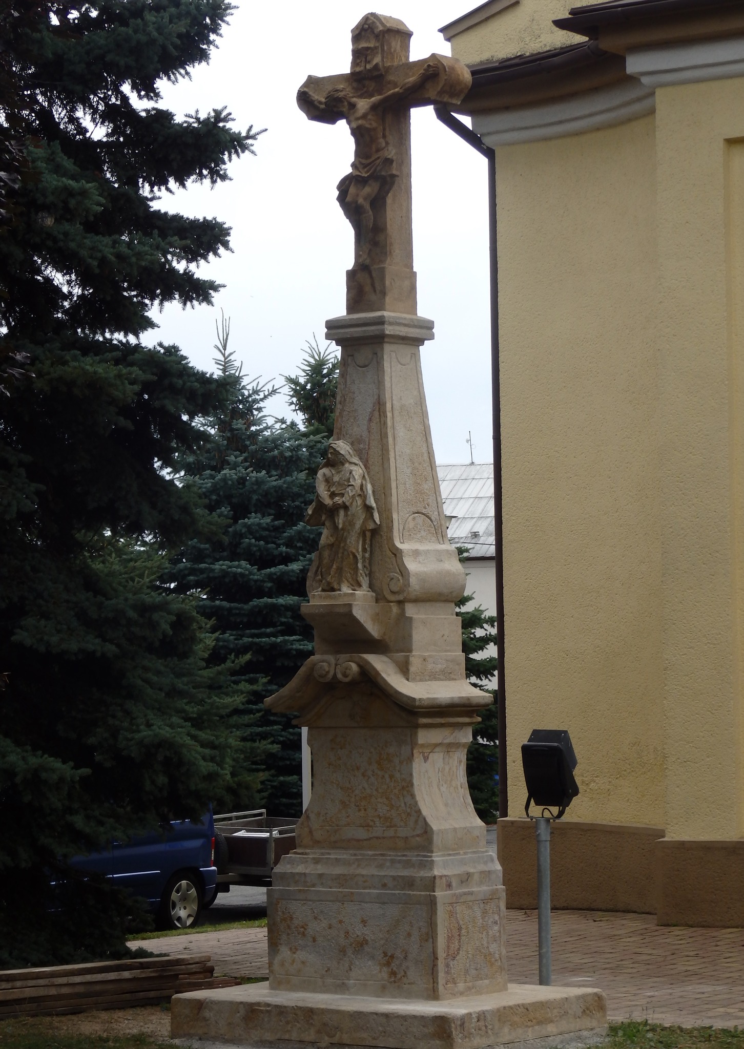 Lutín-Třebčín kříž