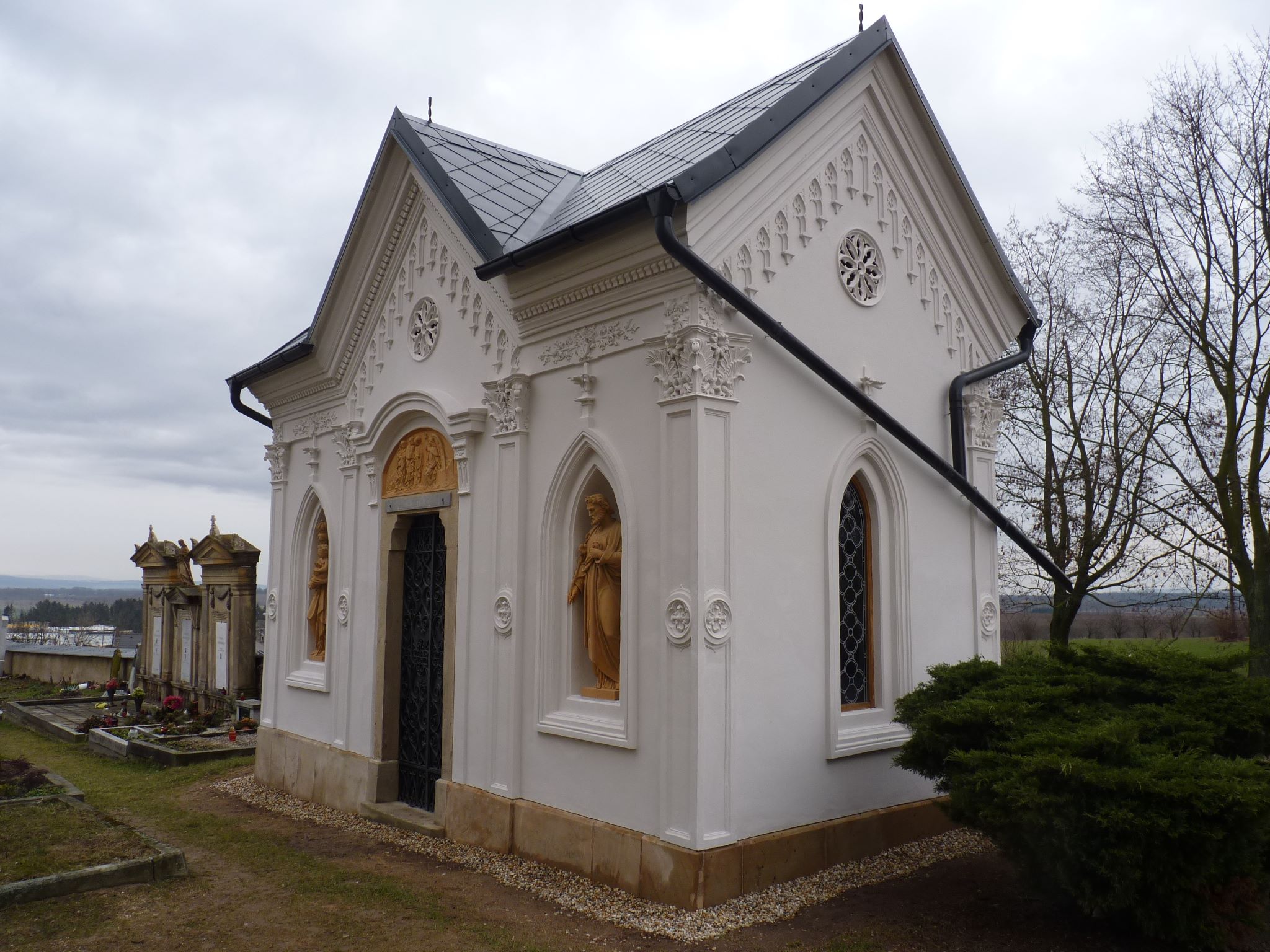 Medlov hrobka rodiny Fogel-Coufal — před